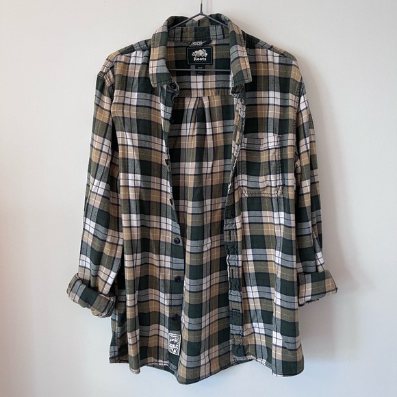 Roots Flannel - Picture 1 of 3